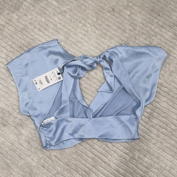 Zara Silky Light Blue Crop Size L NWT - Picture 2 of 4